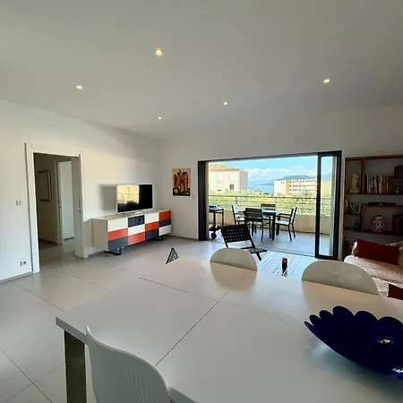 Grand T2 Vue à * Propriano (Corsica)