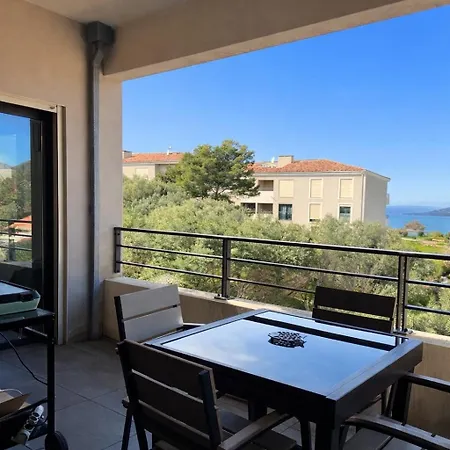 Grand T2 Vue A Apartment